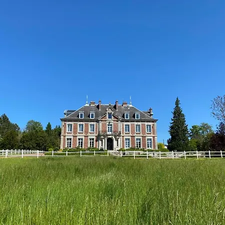 Holiday home Domaine De Vadancourt Maissemy