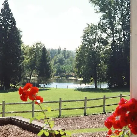 Domaine De Vadancourt Casa de Férias *